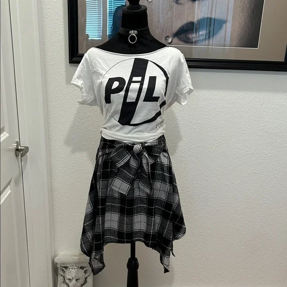 Black and White Plaid “Faux Wrap Around Waist Flannel Shirt” SKIRT -Mini NWOT - Picture 10 of 14